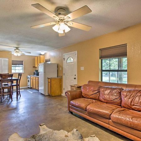 Texas Cabin On 130 Acres Walk To Lake Ray Roberts คอลลินส์วิลล์ ภายนอก รูปภาพ