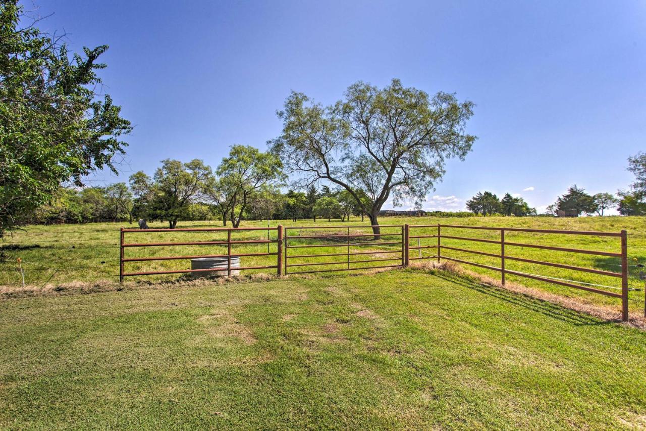 Texas Cabin On 130 Acres Walk To Lake Ray Roberts คอลลินส์วิลล์ ภายนอก รูปภาพ